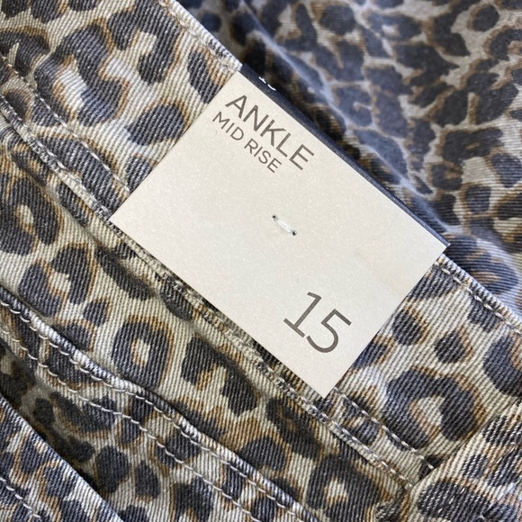 Indigo Rein leopard print cropped skinny jeans - Picture 8 of 16